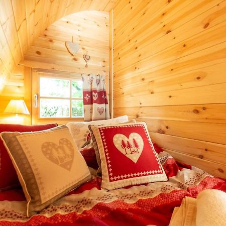 Cabane En Bois Avec Bain Nordique Asnieres-sur-Vegre 外观 照片