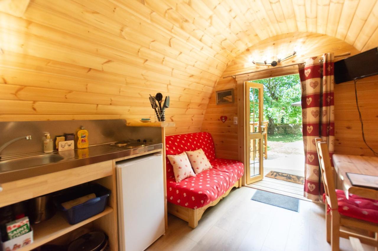 Cabane En Bois Avec Bain Nordique Asnieres-sur-Vegre 外观 照片